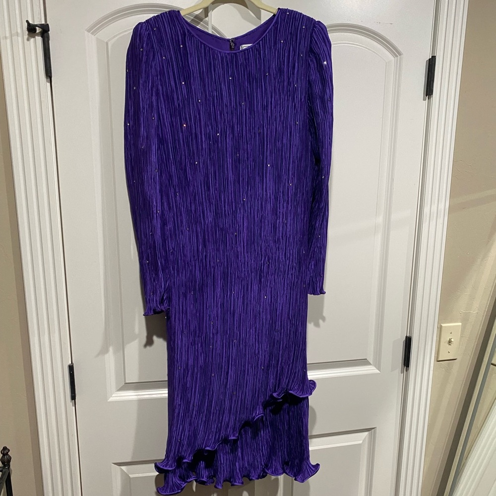 Pierre Labiche Dress - Picture 3 of 3